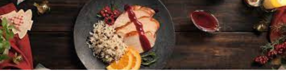 O Encanto da Ceia de Natal: Tradições, Sabores e Memórias Receita 1: Peru Assado com Molho de Cranberry